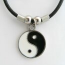 Pendentif Yin-Yang avec collier en cuir synthétique